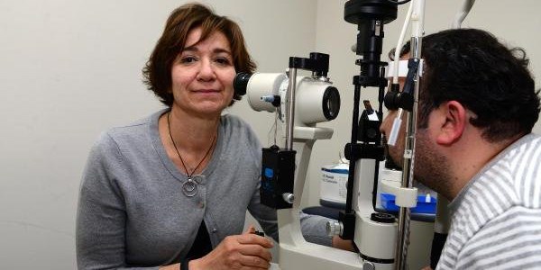 Bilgisayar kuru göz hastalığı nedeni