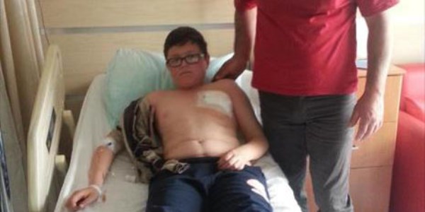 Okuldan dönerken havalı tüfekle vuruldu