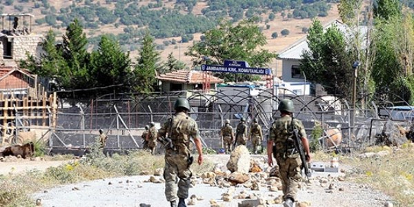 İçişleri Bakanlığı'ndan 2 komutana soruşturma izni