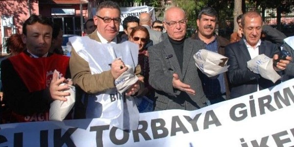 Aile sağlığı merkezi çalışanlarının nöbet tepkisi