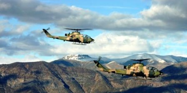 Lice'de askeri helikoptere ateş açıldı