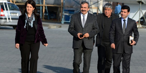 HDP kaçırılan askerler için devrede