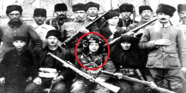 Türk Kızılayı, Kara Fatma'ya anıt mezar yapıyor
