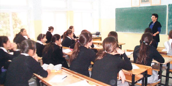 Kızlara özel meslek liseleri dönemi