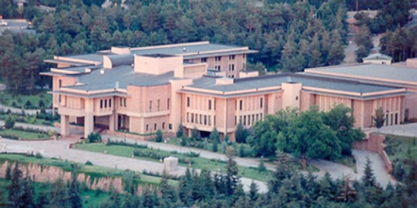 İsteyen, Cumhurbaşkanı adayı olabilir mi?
