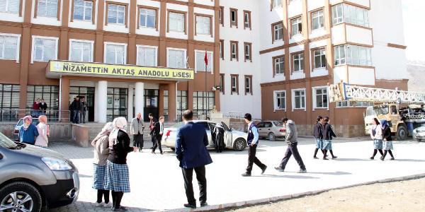 8 okulun elektriği kesildi