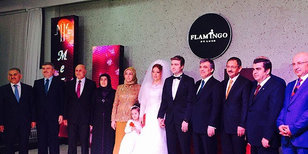 Cumhurbaşkanı Gül nikah şahidi oldu