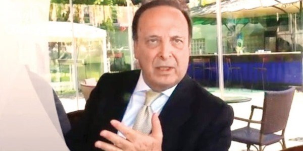Bir daireyle beş yaşam odası alınır