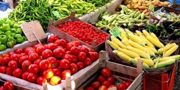 Yaş sebze fiyatları taban yaptı