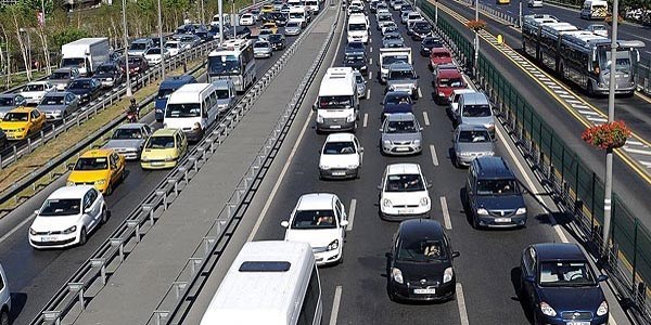 Trafikteki araç sayısı 18 milyonu geçti