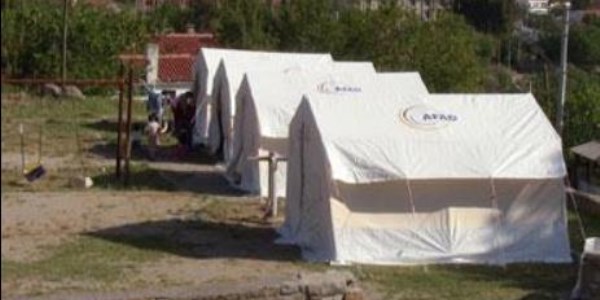 Deprem mağdurları konteyner istiyor