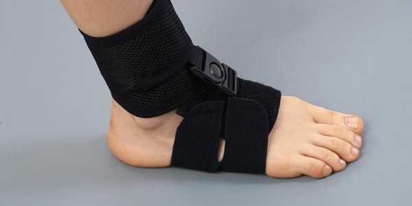 Üç boyutlu yazıcıyla ayak bileği ortezi üretti