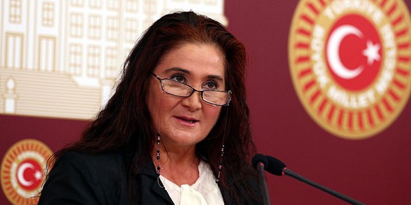 Sabahat Akkiraz'ın istifa dilekçesi ne oldu?