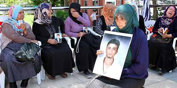 700 çocuk dağa kaçırıldı
