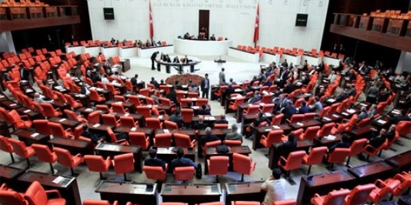 TBMM yeni yargı paketini görüşecek