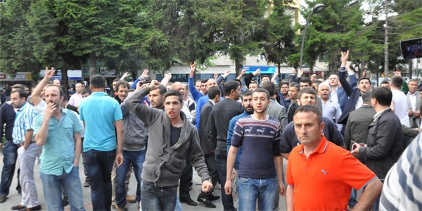 Gezi Parkı eyleminde olay çıktı: 1 polis yaralı