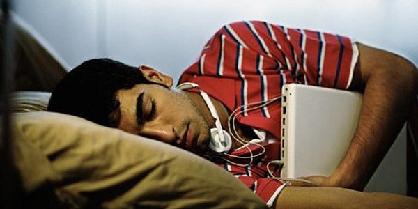 İnternet bağımlılığı kamu hastanelerinde tedavi edilecek