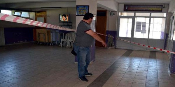 Depremde hasar gören liseye çürük raporu