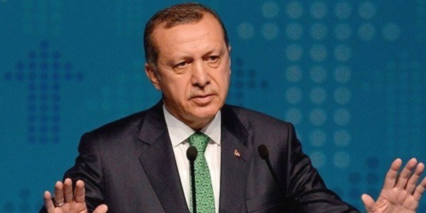Erdoğan'a el hareketine hapis istemi