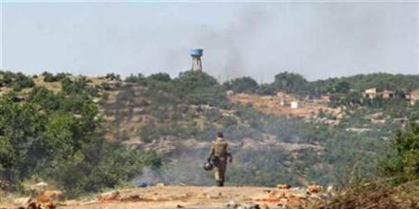 Yol kapatan PKK'lılara operasyon