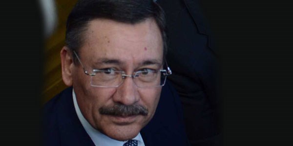 Gökçek Erzincan'a da saat kulesi yapacak