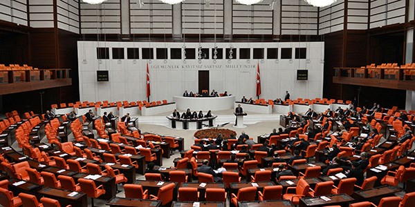 Tezkere var ama PKK'yı kapsıyor