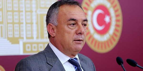 Balyoz davasının hakim ve savcılarına suç duyurusu