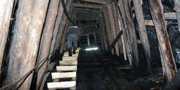 Maden işçisine yüzde 100 mesai