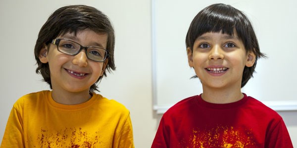 İkizlerden biri 'üstün', diğeri 'çok üstün zekalı'