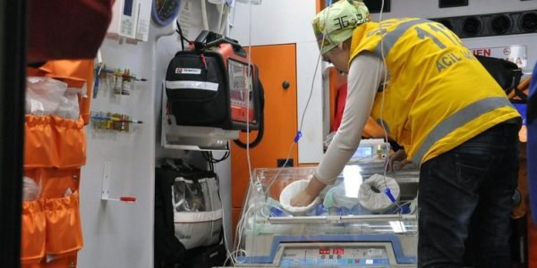Askeri araç şarampole uçtu: 13 asker yaralı