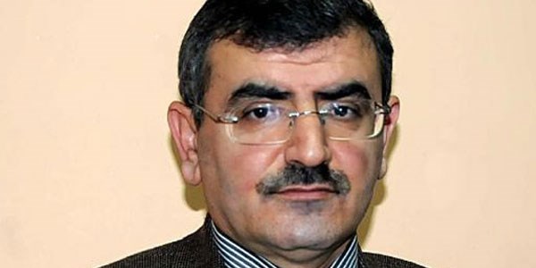 5 yıldır maaş alamayan doçent davayı kazandı