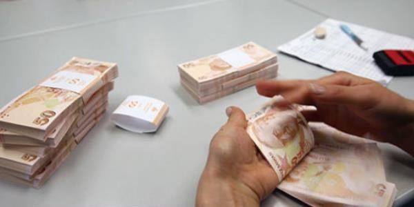 Bankalarda faiz yüzde 1'in altına indi