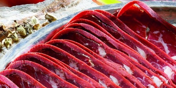 Pastırmanın fiyatı çeyrek altına yaklaştı