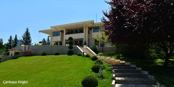 Devletin zirvesi taşınıyor