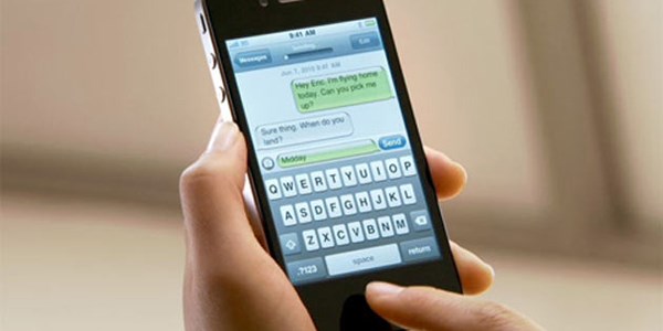Akıllı telefonlar 'fıtık' ediyor