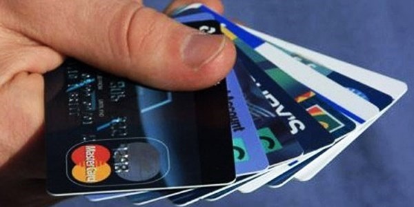 Kredi kartını kaybedene iki kart ücretsiz