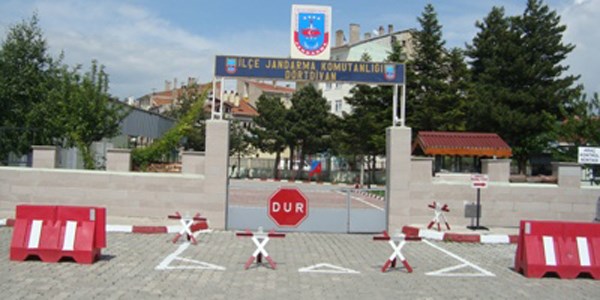 Asker tüfekle intihar etmek istedi