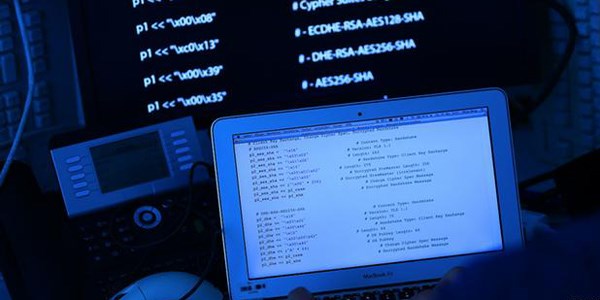 Yeni savaş alanı internet mi olacak