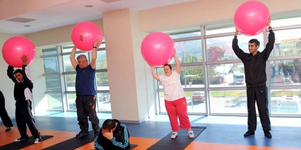 Engelli çocuklar yaz tatilinde sporla rehabilite edilecek