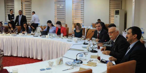 Nabi Avcı: El yazısı değişmeyecek