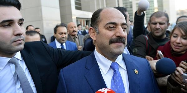 Bozdağ: Zekeriya Öz savcılık vasfını yitirdi