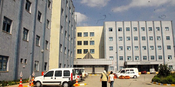 Kimyasal zehirlenme hastaneyi karantinaya aldırttı