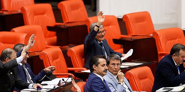 'Torba Tasarı'nın ikinci bölümü kabul edildi