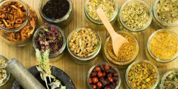 Bilinçsiz kullanılan bitkisel ürünler sağlığı tehdit ediyor