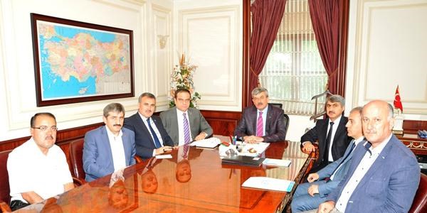 Ünalan: Fazla çalışma tüm mahkeme personeline verilsin