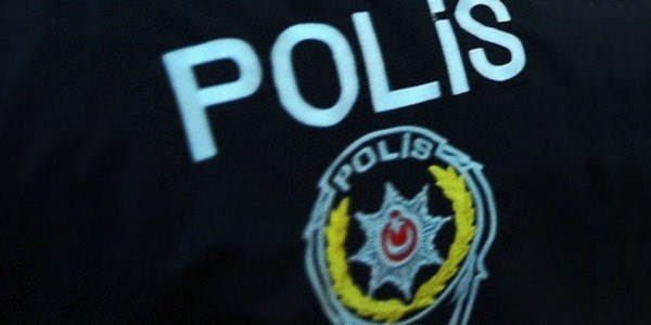 Adana'da 6 polise ihra karar