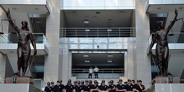 49 emniyet mensubunun sorgusu başladı