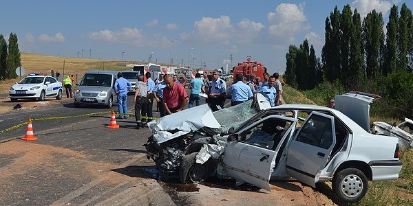 Trafik kazalarında iki günde 31 kişi öldü