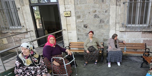 Darülaceze'de buruk bayram