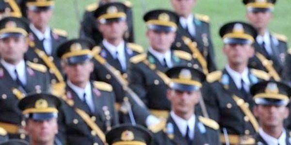 TSK'daki sivil memurlar komutanım demek istemiyor